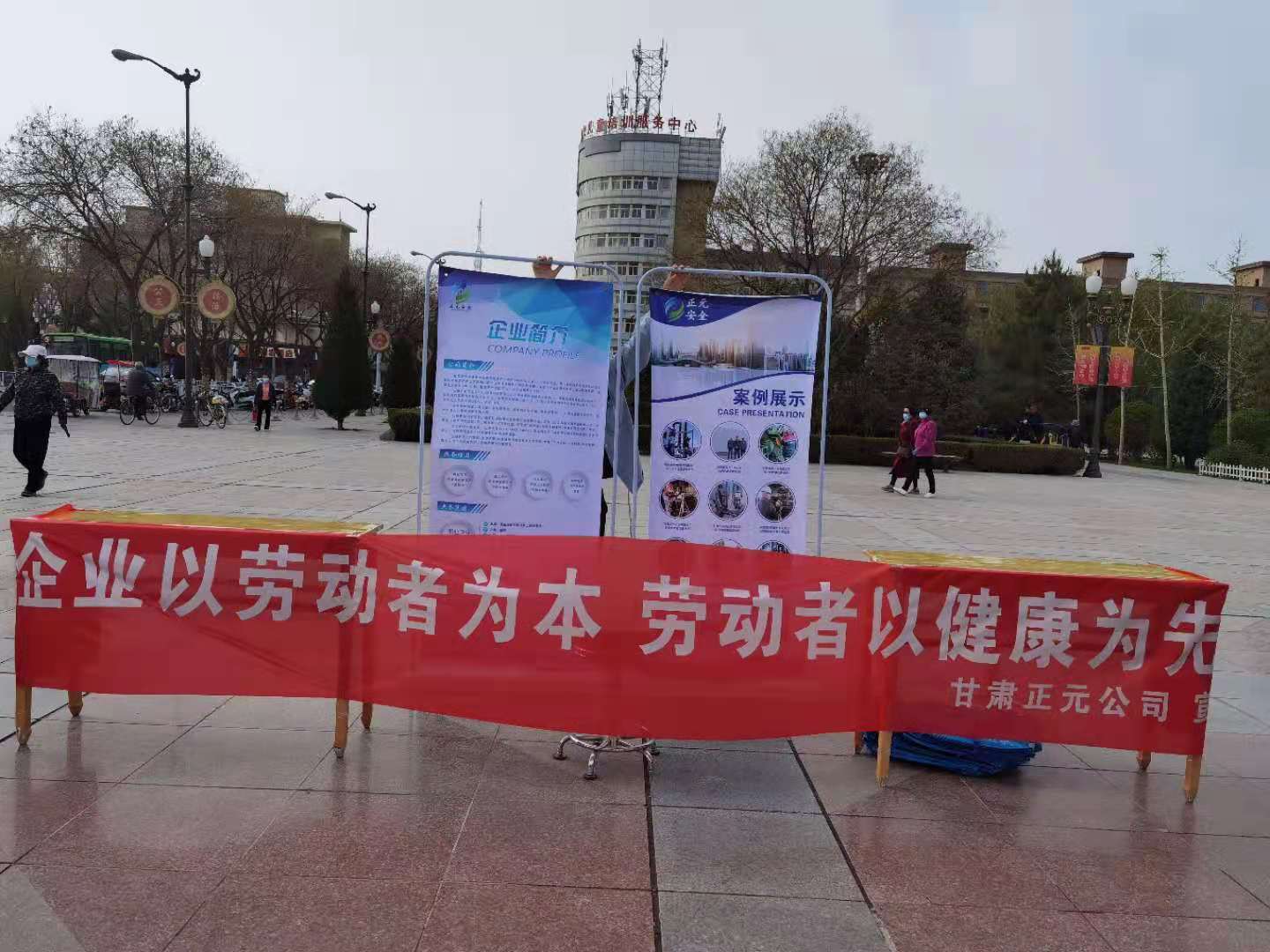 752a3a562a320ae7fa75d473afa2162.jpg